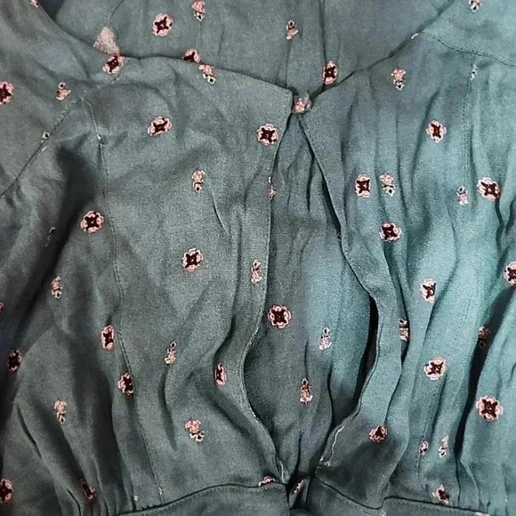 Free People Bohemian Shorts Romper. Size xsmall - Picture 5 of 5